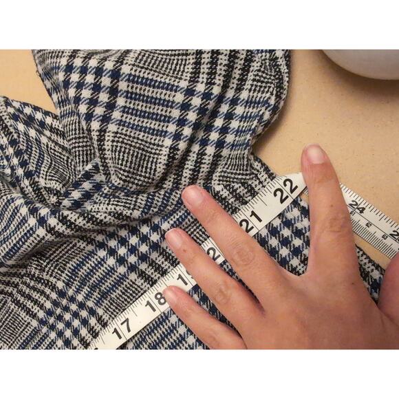 Alex Mill Plaid Button Down Shirt Gray Size M Popover Pocket Preppy Academia - Picture 7 of 7